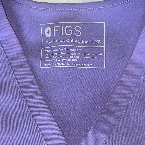 FIGS Scrub Set *Limited Edition* - Picture 4 of 5